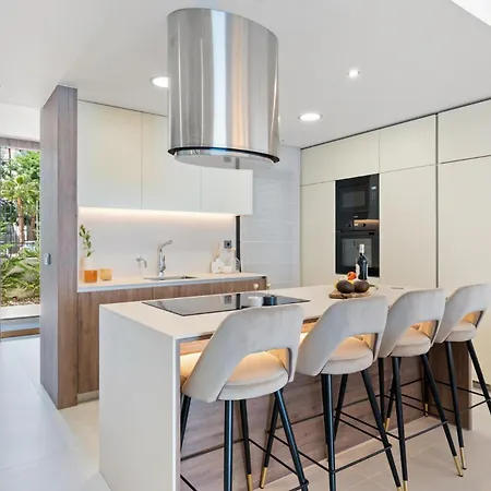 Banus Bay Townhouse Holiday home *