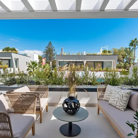 Banus Bay Townhouse * Marbella